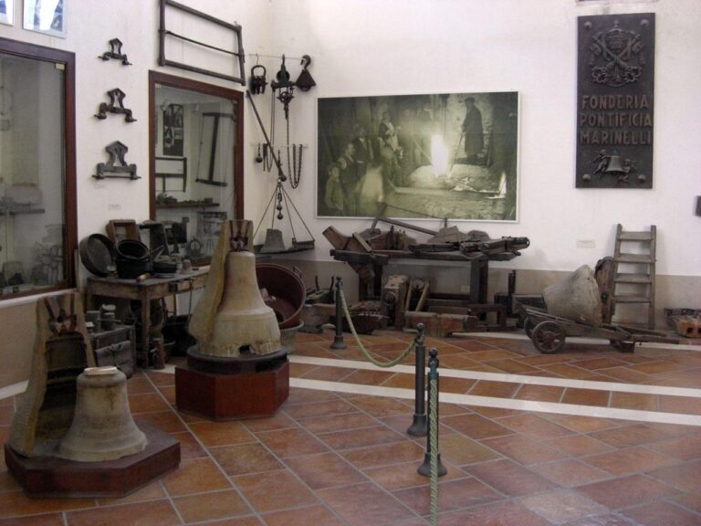 Älteste Glockengießerei der Welt - Unternehmen in Italien